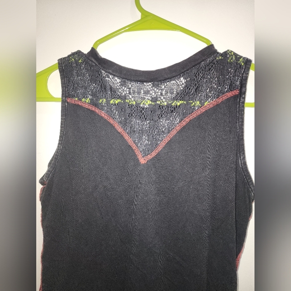 Affliction tank top - Picture 9 of 10